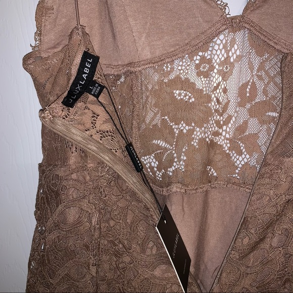 NWT JLUXLABEL Coco Leighton Tiered Lace Dress - Picture 11 of 13